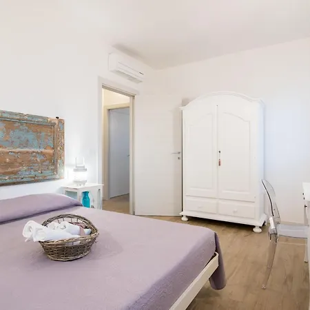 Bright In A With Swimming Pool Apartment Fermo