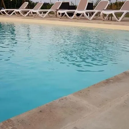 Bright In A With Swimming Pool Apartment *